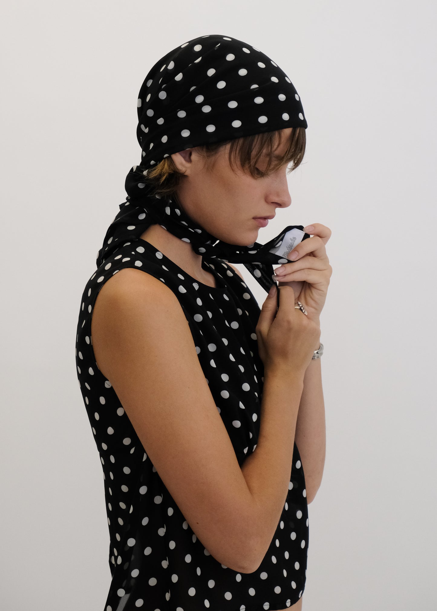 Cleo Scarf